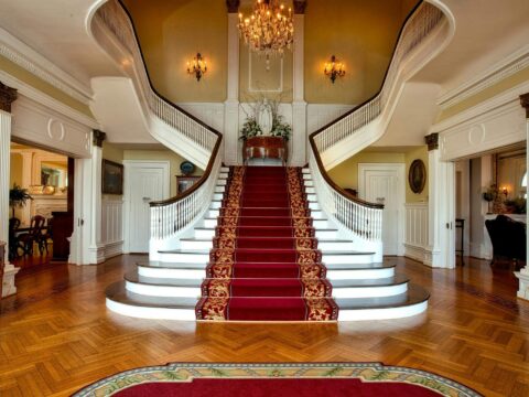 How to Compare Loan Options for Luxury Hospitality Projects