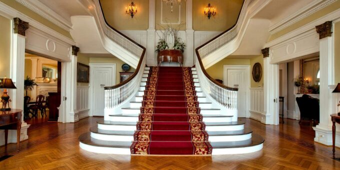How to Compare Loan Options for Luxury Hospitality Projects