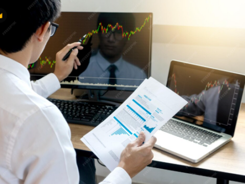 Analyze Investment Risks Like a Pro