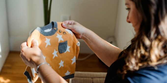 Choose Between Stocks and Bonds