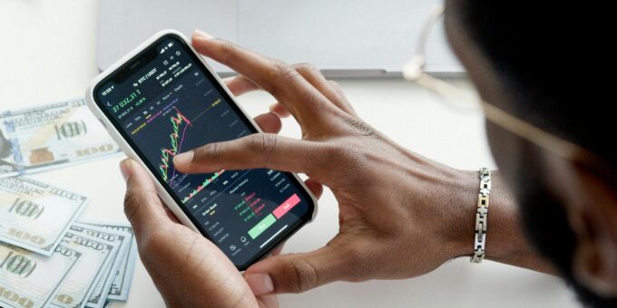 How to Start a Profitable Online Business for Long-Term Wealth