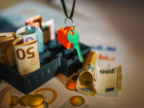 How to Reduce Mortgage Debt Quickly