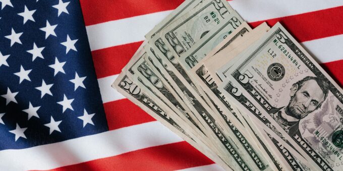 Achieve Financial Freedom Through Investing