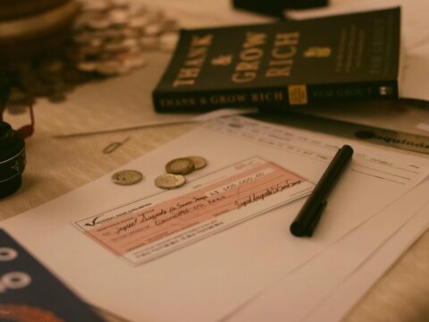 How to Cut Unnecessary Expenses to Pay Off Debt