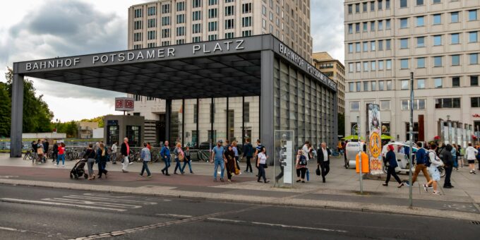 Make Extra Income Using Online Tools