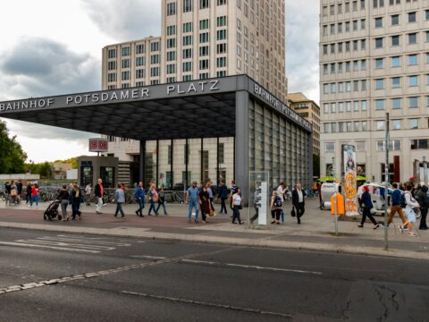 Build a Profitable Side Hustle with Automation